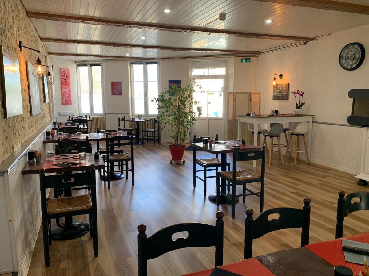 Hotel Restaurant De L'Union Mirambeau  Zewnętrze zdjęcie