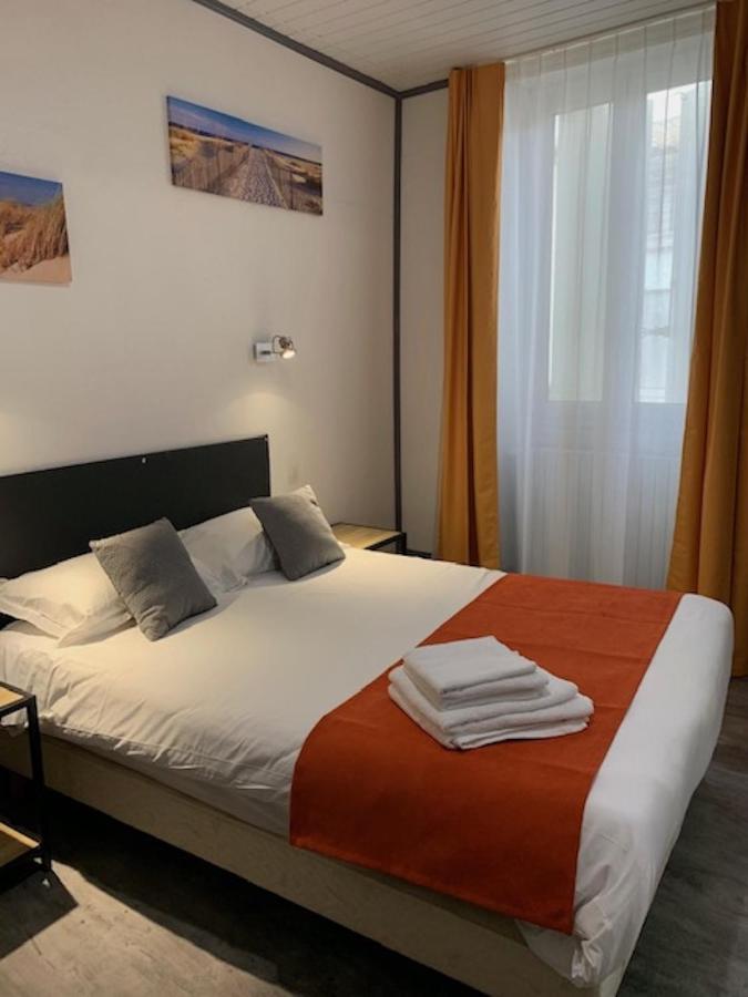 Hotel Restaurant De L'Union Mirambeau  Zewnętrze zdjęcie