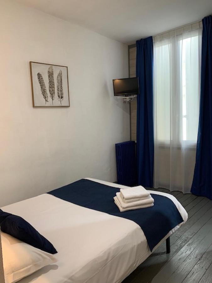 Hotel Restaurant De L'Union Mirambeau  Zewnętrze zdjęcie