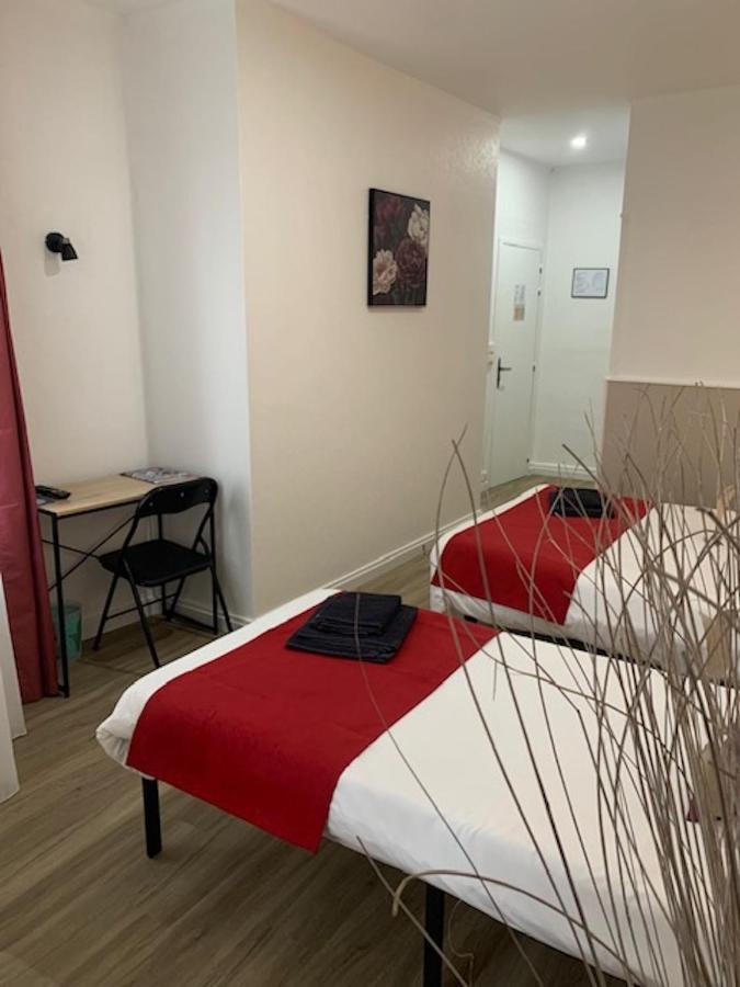 Hotel Restaurant De L'Union Mirambeau  Zewnętrze zdjęcie