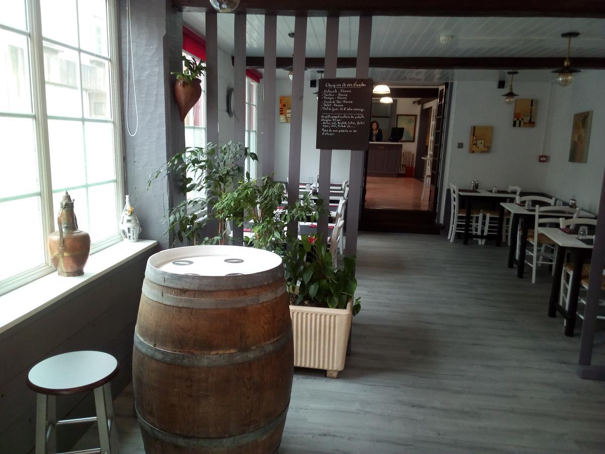 Hotel Restaurant De L'Union Mirambeau  Zewnętrze zdjęcie