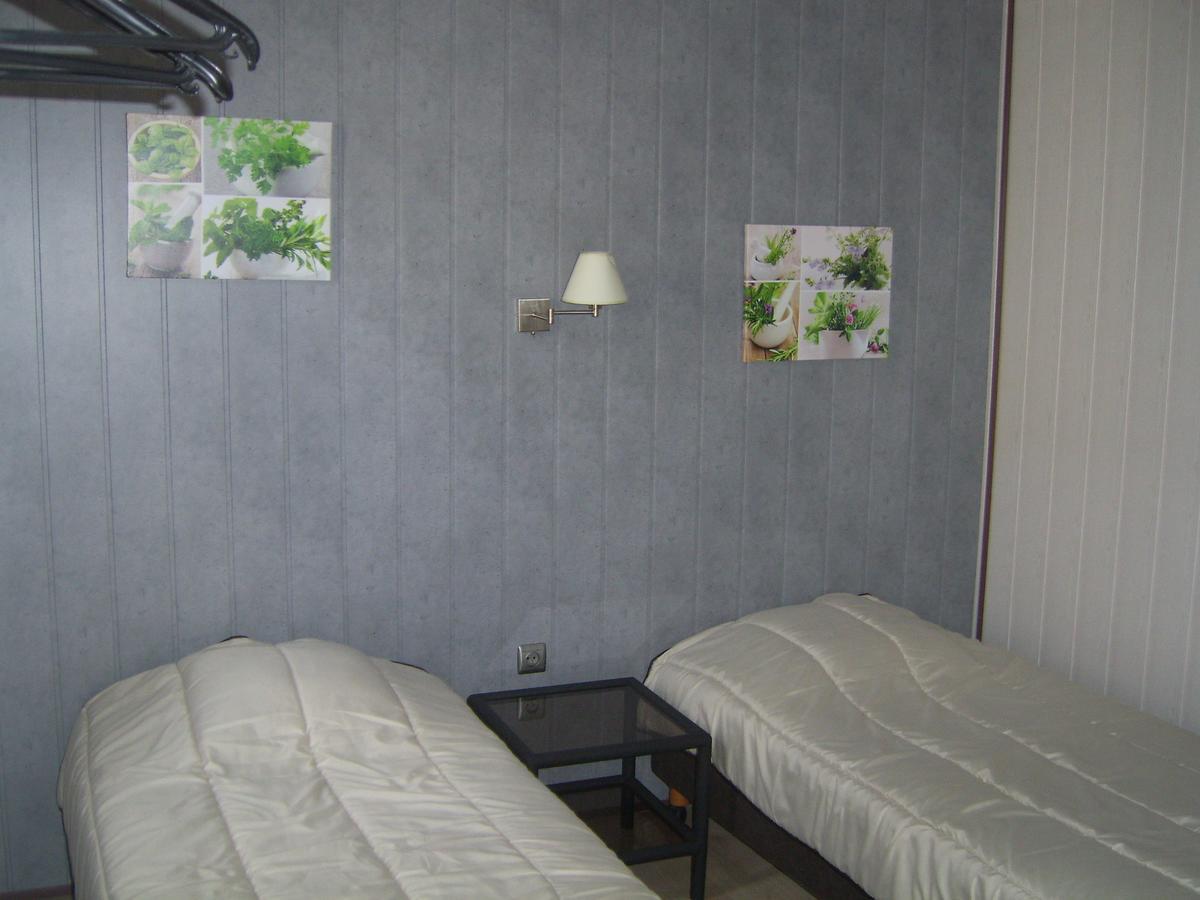 Hotel Restaurant De L'Union Mirambeau  Zewnętrze zdjęcie